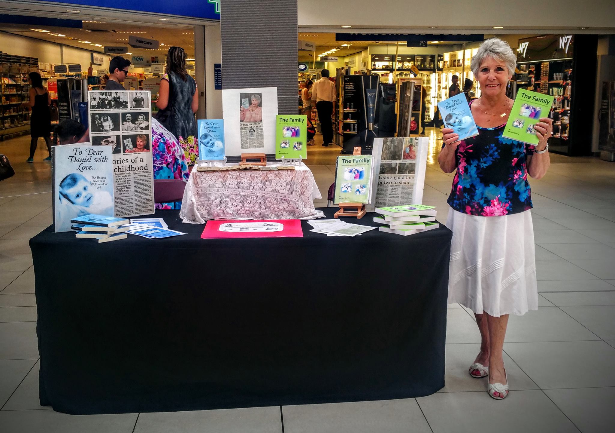 Local Walthamstow author embarks on a new chapter at The Mall
