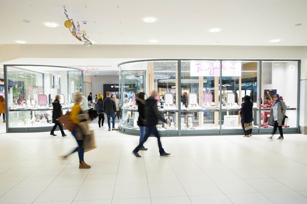 Peter Jackson shop front.jpg