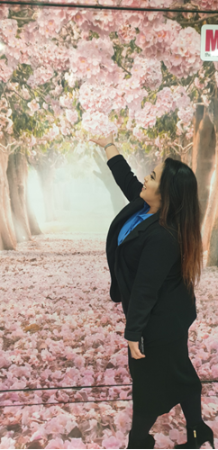 3D cherry Blossom Selfie Station