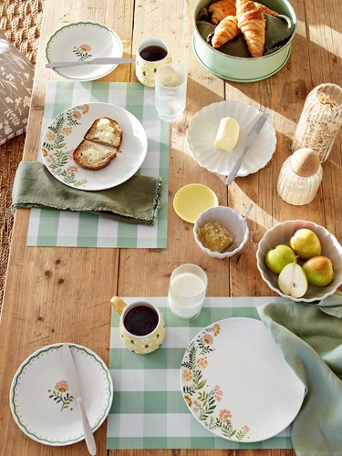 https://www.prshots.com/archive/news/matalan/matalan_home_spring_summer_2024?archives=141#:~:text=textures%2C%20materials%20and%20patterns